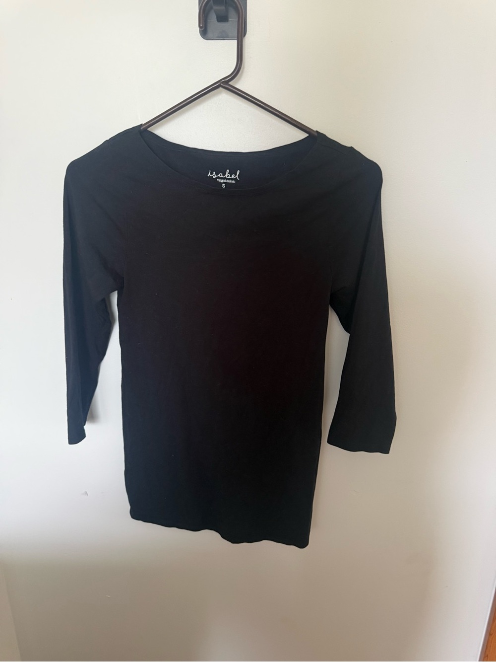 Isabel Maternity by Ingrid & Isabel Black 3/4 Sleeve Scoop Neck Tee